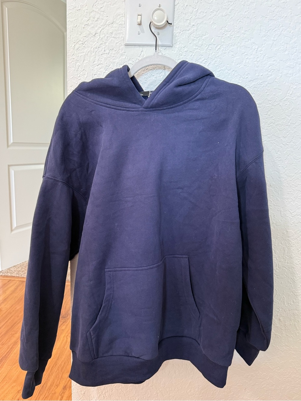 Trendy Queen Classic Navy Hoodie Sweatshirt - Women's Pullover